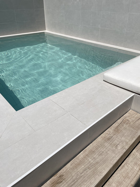 REV. NORWICH GRIS 20X60 (CAJA 1,08m2)